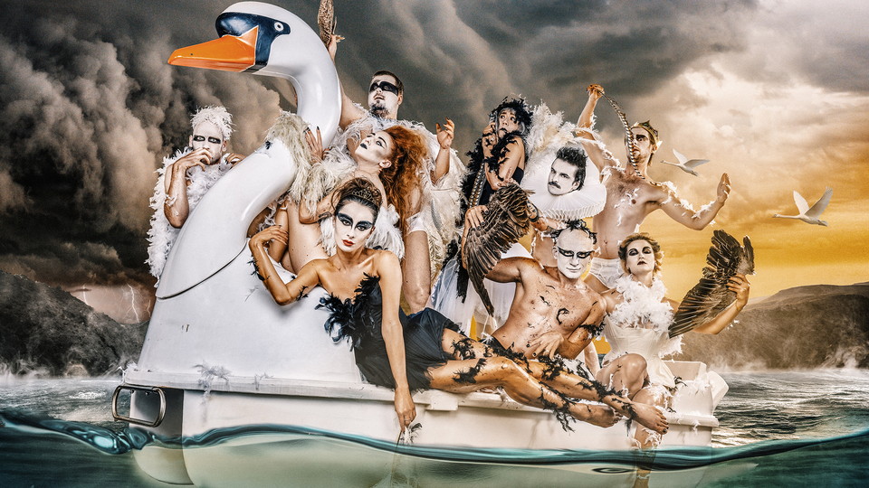 Tiyatro Festivali Kasım'da 'Perde' diyecek