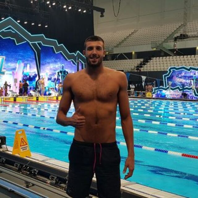 Emre Sakçı, kurbağalamada 3. oldu