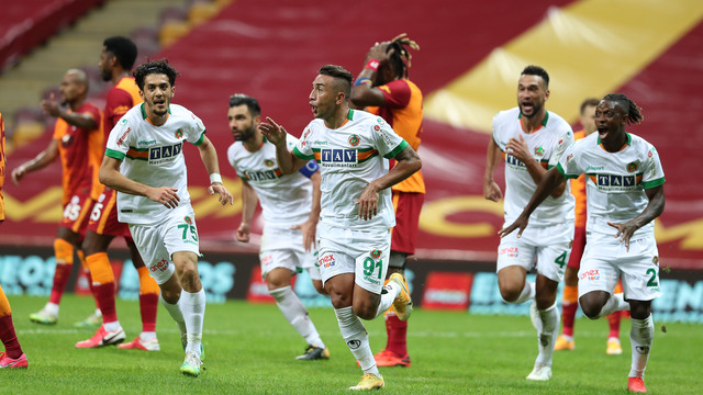 "Galatasaray'a verilen penaltı..."