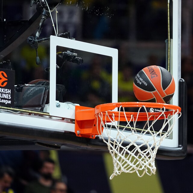 Efes'in maçına korona engeli!