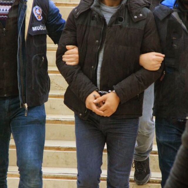 Kara Kuvvetleri'nde FETÖ operasyonu!
