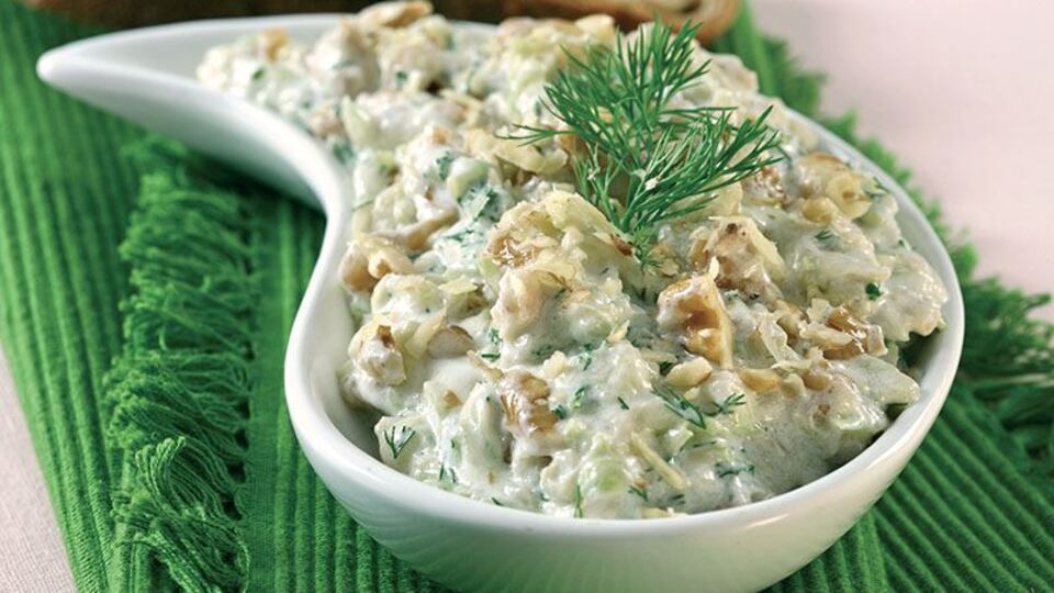 Kabak salatası yapılışı ve malzemeleri