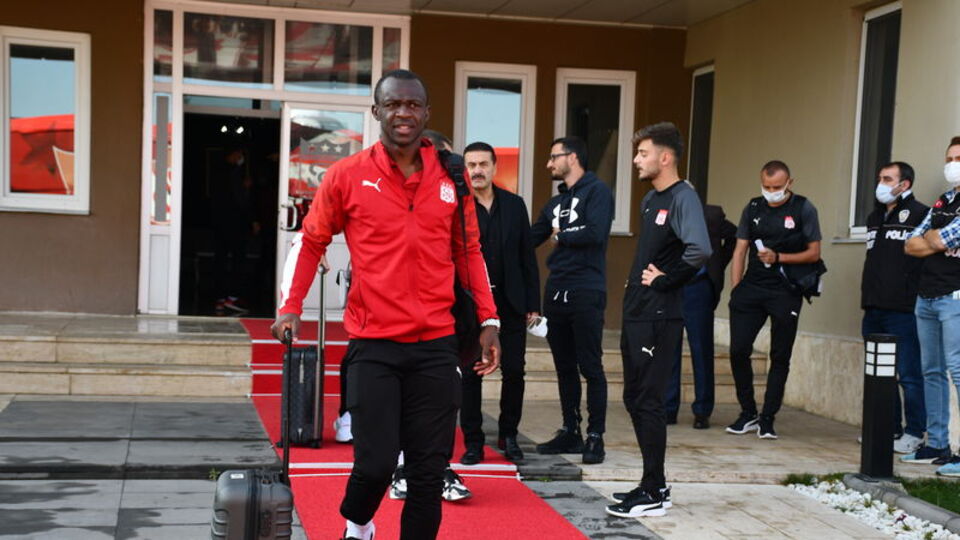 Sivasspor İspanya'ya gitti