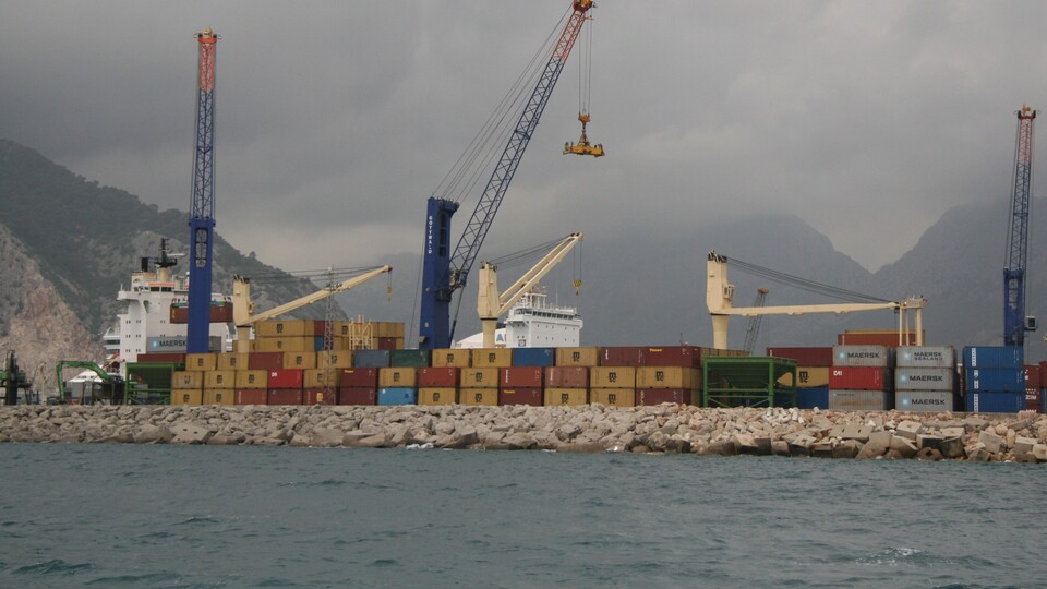 Limanın işletmesini Katarlılar aldı