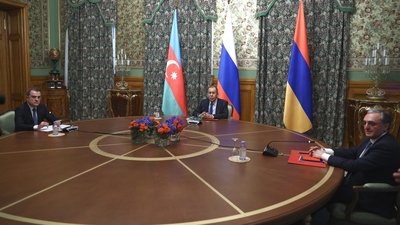 Azerbaycan ve Ermenistan Dışişleri Bakanları, Moskova'da!
