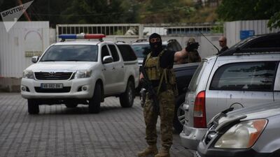 Gürcistan'da bankada rehine krizi