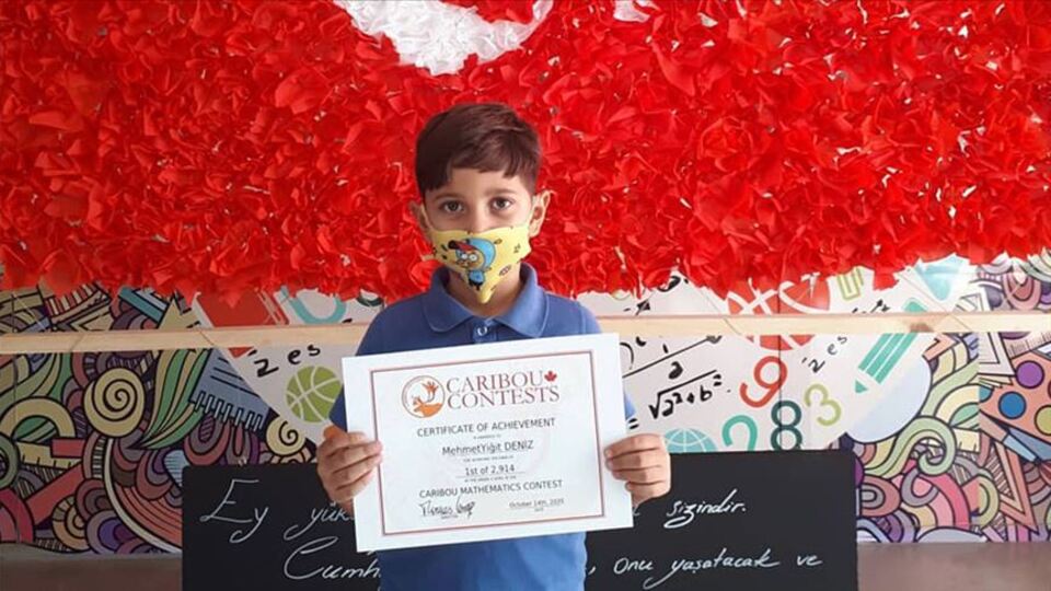 Küçük Mehmet Yiğit matematikte dünya birincisi oldu