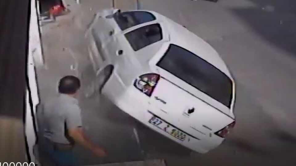 Ölüm ikisini de teğet geçti!