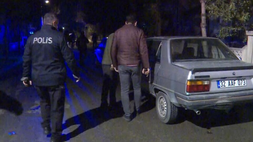 Gürültü tartışmasında komşusunu bıçakladı