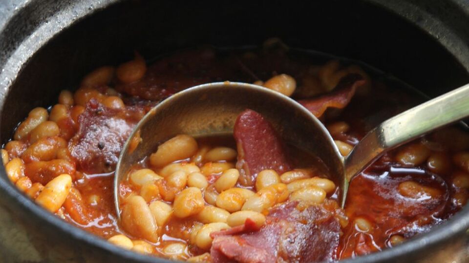 Pastırmalı kuru fasulye tarifi