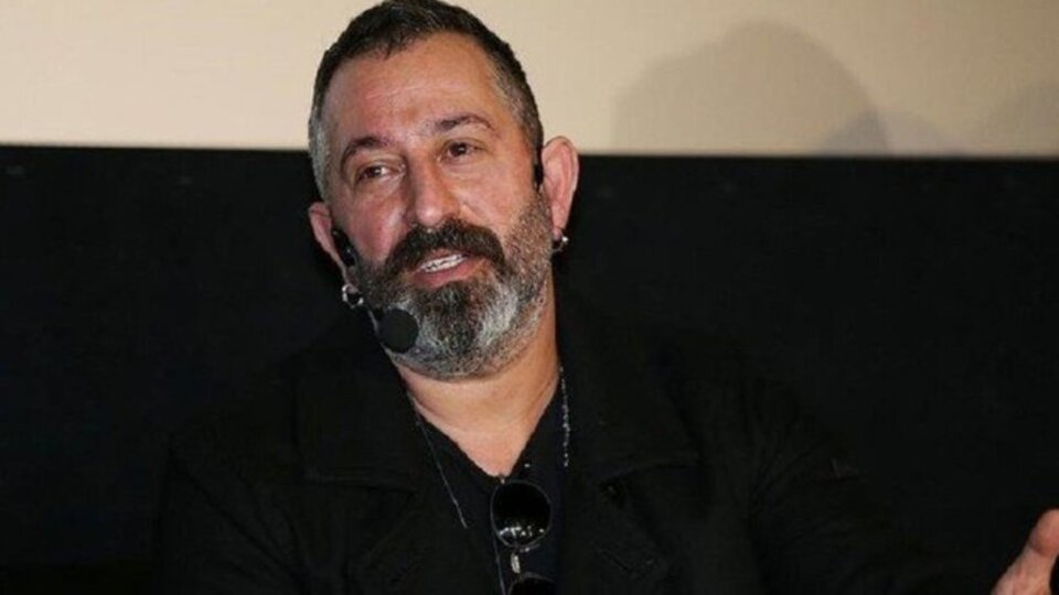 Cem Yılmaz'dan yeni açıklama