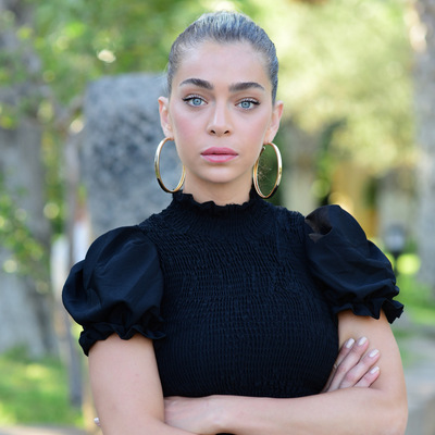 "Yasemin arkadaşım bile olamaz"