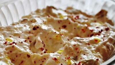 Yoğurtlu közlenmiş patlıcan salatası için püf noktalar