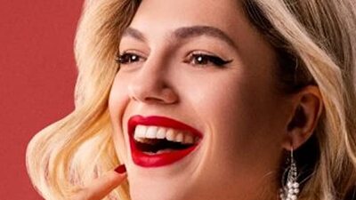 Hayat Bilgisi'nin Barbie Gamze'si İpek Erdem kimdir?