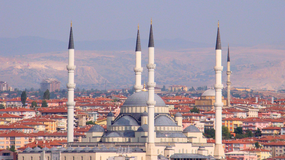 Ankara Cuma namazı saat kaçta?