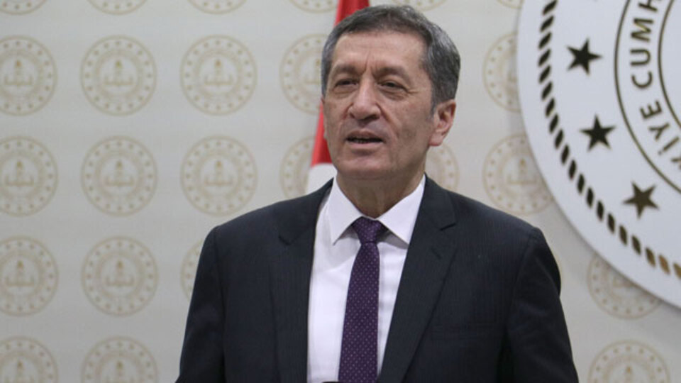 Bakan Selçuk: Uzaktan eğitimin alt yapısını kullanmaya devam edeceğiz