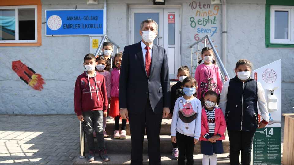 'Köy okullarında yeni sayfa'