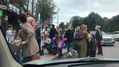 Sosyal mesafe yeni normalin neresinde?