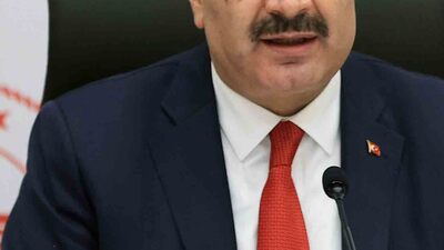 Koronavirüs salgınında yeni vaka sayısı 2165