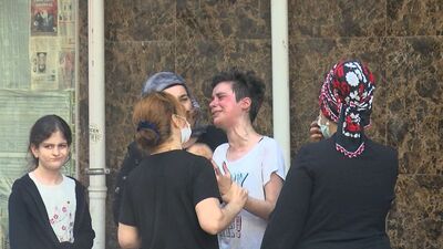 Kedisi için gözyaşlarına boğuldu