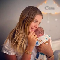 "Artık üç erkek teyzesiyim"