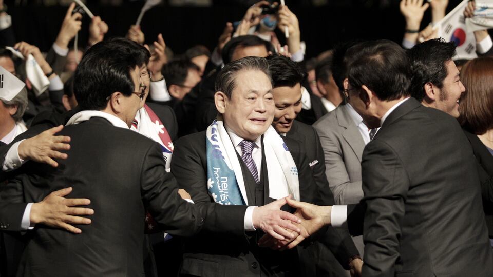 Samsung öksüz kaldı