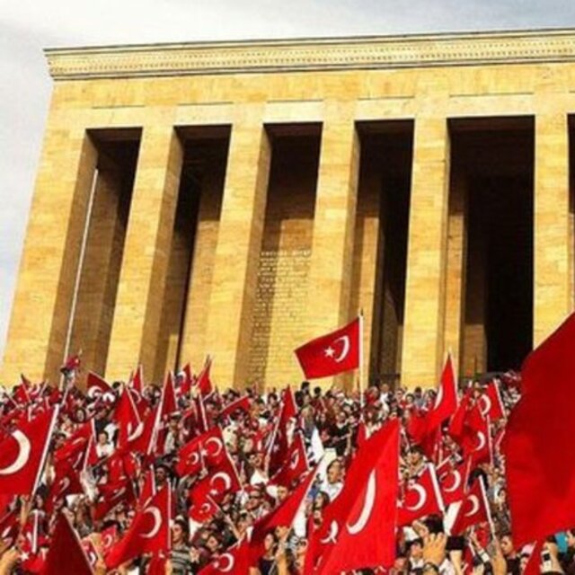 29 Ekim resmi tatil mi?