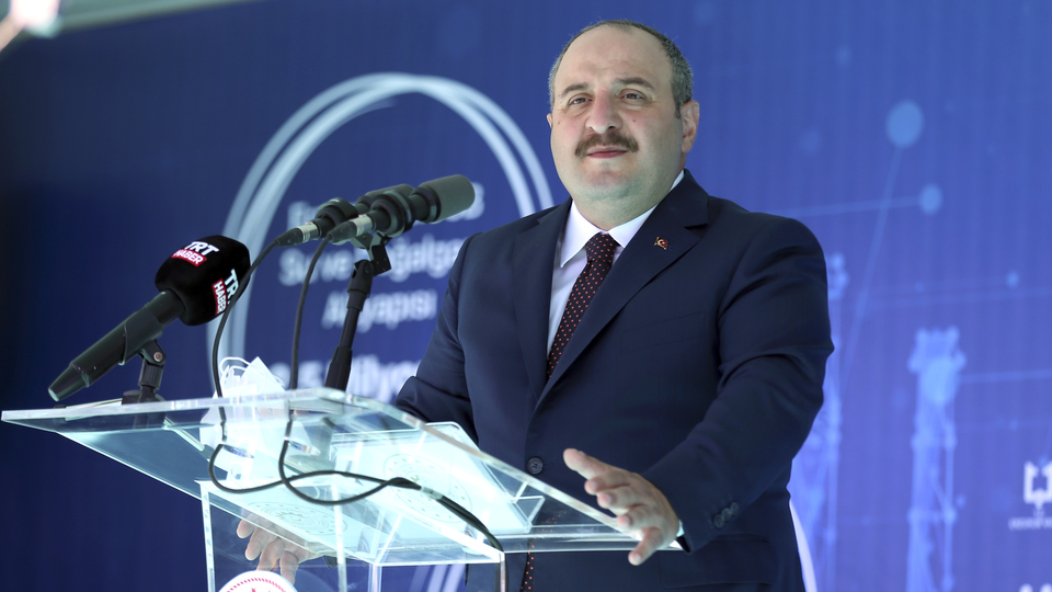 "Yapılan değerlendirmeler absürt"