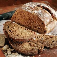 Evde tam buğday ekmeği yapımı için pratik tarifler