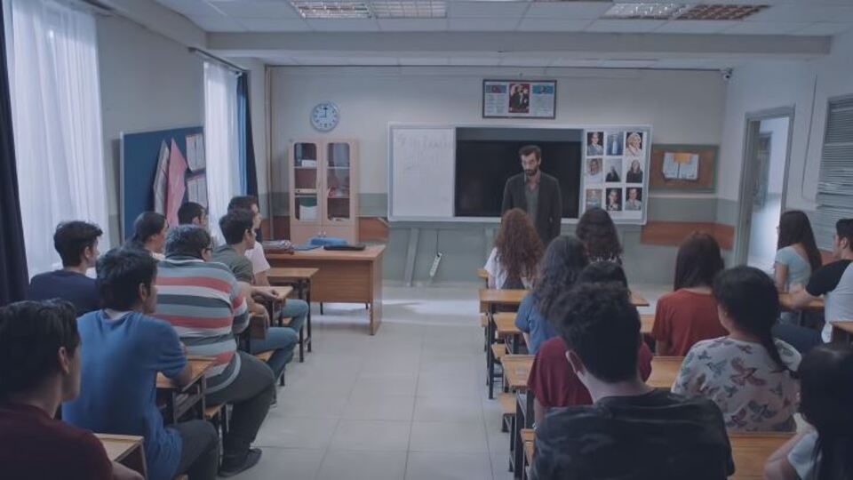 Öğretmen 8. yeni bölüm fragmanı izle!