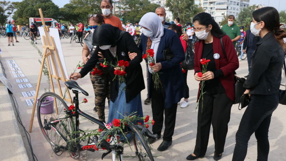 Fark edilmek için pedal çevirdiler