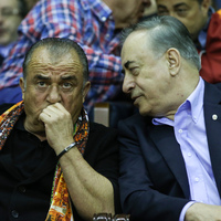 Galatasaray'da kritik toplantı!