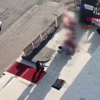 Pompalı tüfekle vurup, başında bekledi!