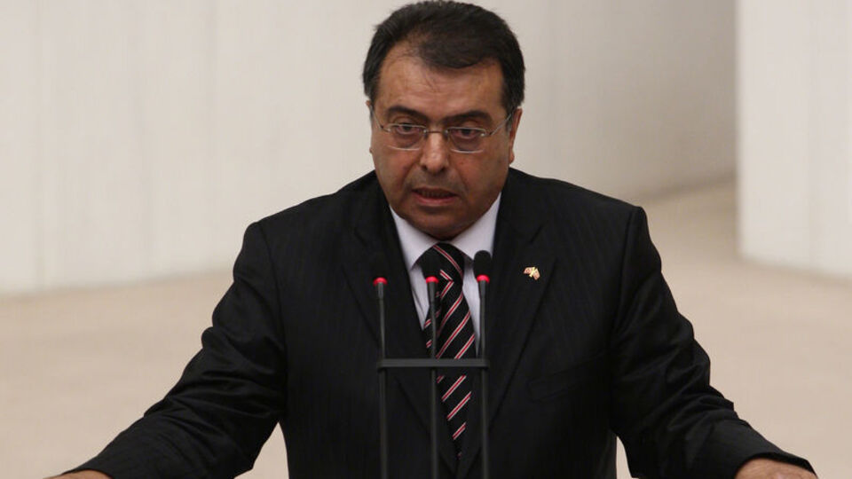 Eski Sağlık Bakanı Osman Durmuş hayatını kaybetti