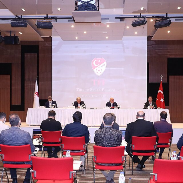 2 ve 3. Lig'ler için toplantı yapıldı