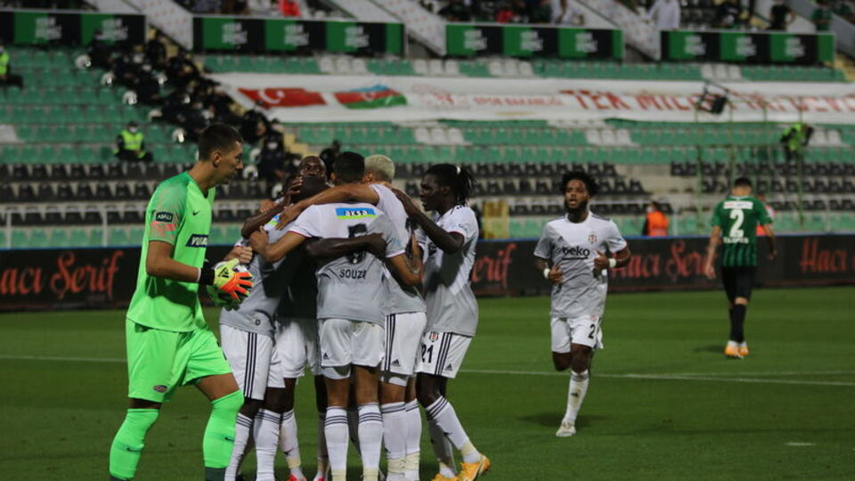 Beşiktaş lige galibiyetle döndü