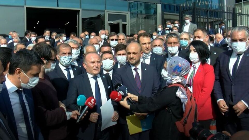 İYİ Parti'de Ümit Özdağ'ın ihracı için 81 dilekçe