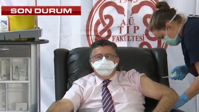 Ünlü profesöre korona aşısı yapıldı