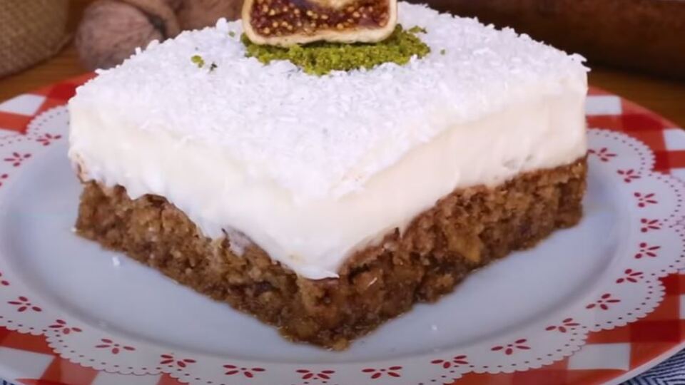 İncirli Muhallebili Kek Tarifi, Nasıl Yapılır?