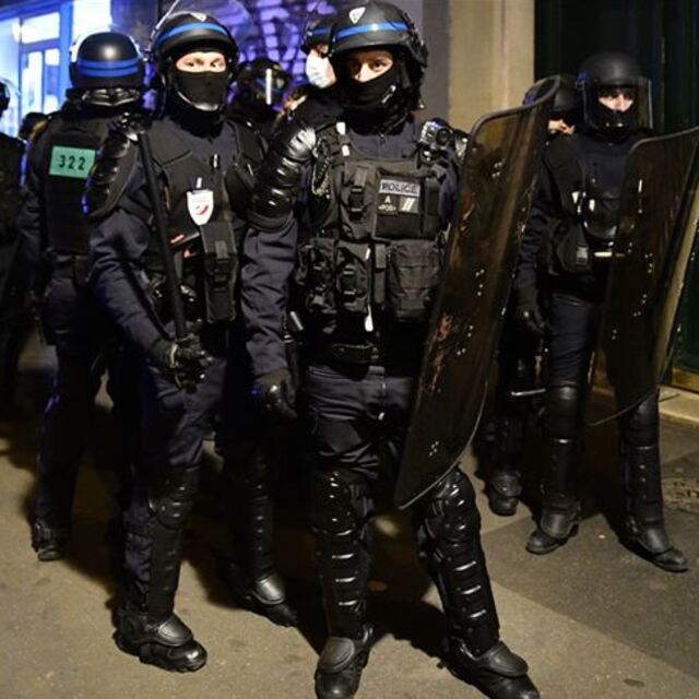 Paris'te biri sahte iki terör alarmı!