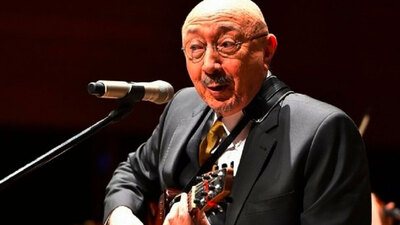 Özdemir Erdoğan kimdir?