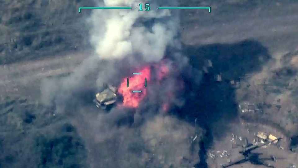 Azerbaycan, Ermenistan'a ait askeri hedefleri imha etti!