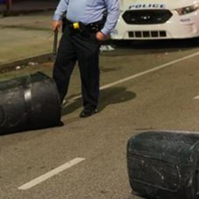 Philadelphia kentinde protestolar nedeniyle sokağa çıkma yasağı ilan edildi