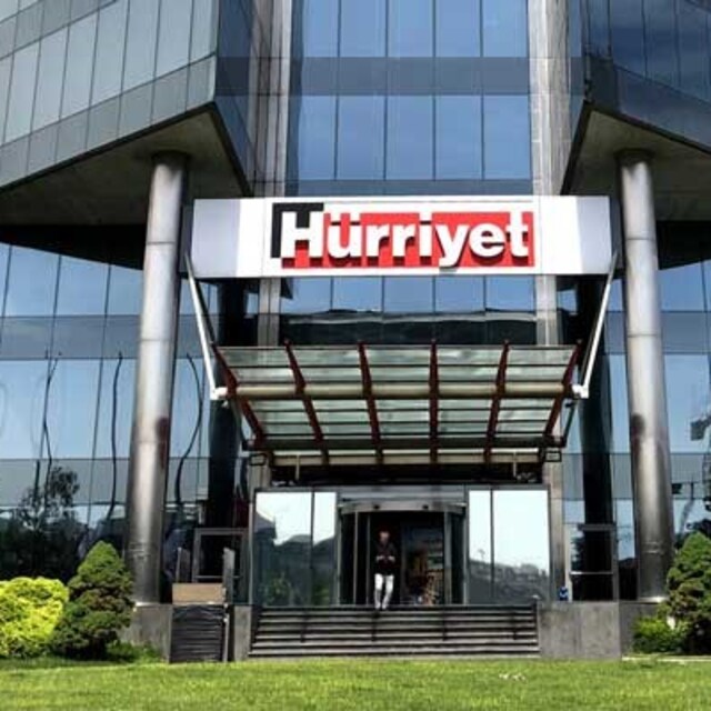 Eski Hürriyet çalışanları tazminatlarını istiyor
