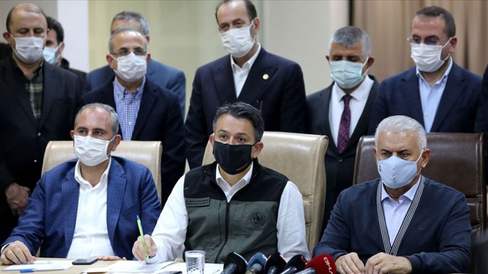 Üç bakan İzmir'de: Yaralar sarılacak