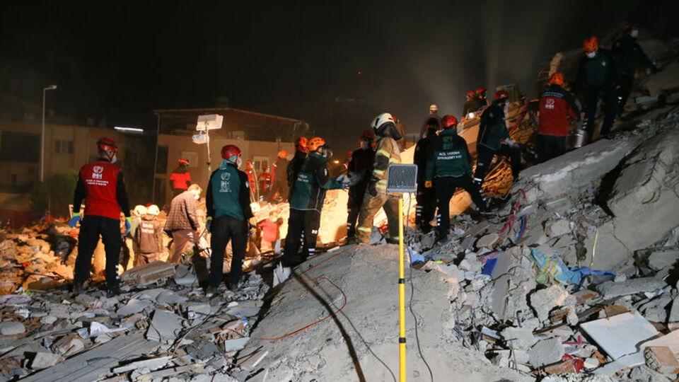 14 saat sonra mucize kurtuluş!