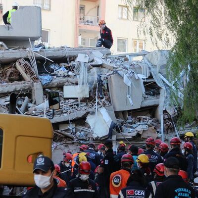 Doğanlar Apartmanı'nda bir çocuğun cansız bedeni çıktı