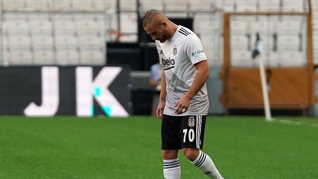 Gökhan Töre kadroda yok!