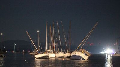 Deprem sonrası denizde ürperten görüntü