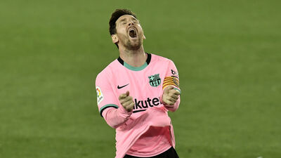 Barça 10 kişiyi geçemedi!